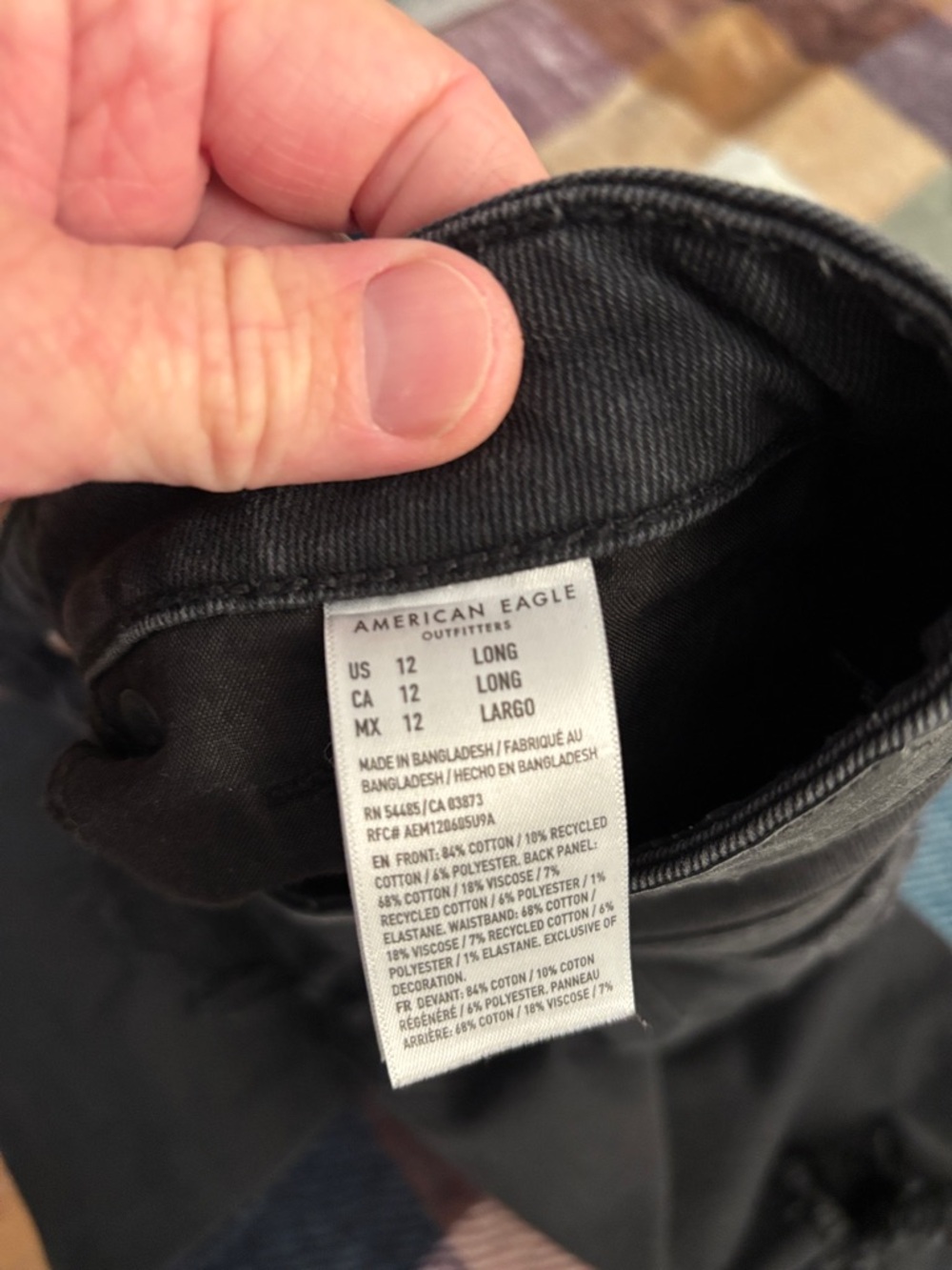 American Eagle Outfitters Black Distressed Relaxed Jeans - Picture 4 of 9